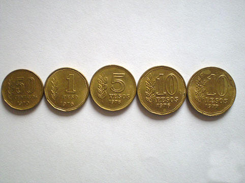 moeda argentina de 1 a 10 pesos da década de 70