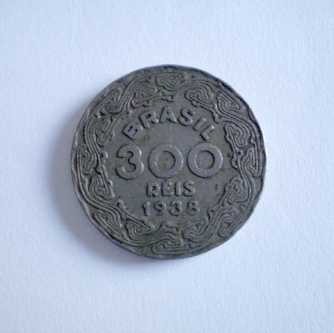 moeda brasileira de 300 réis de 1938 com a efígie de Getúlio Vargas